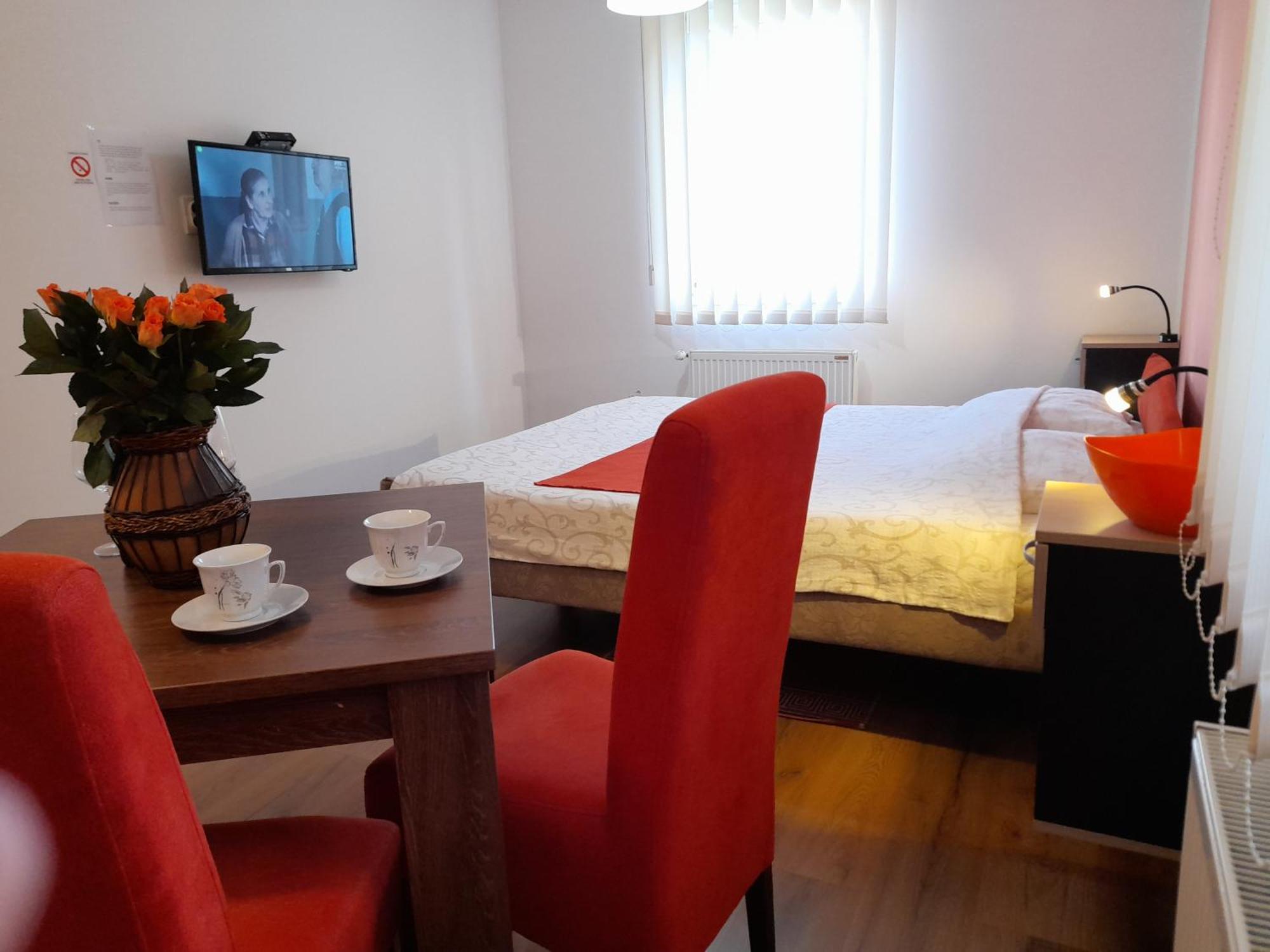 Kety Apartments Kragujevac Cameră foto