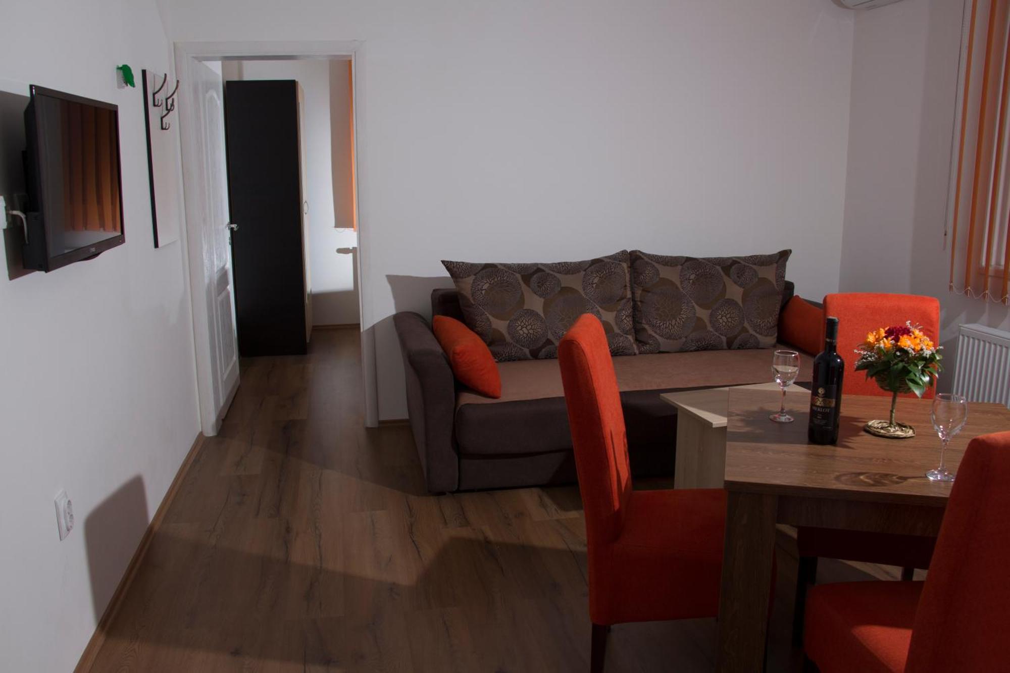 Kety Apartments Kragujevac Cameră foto