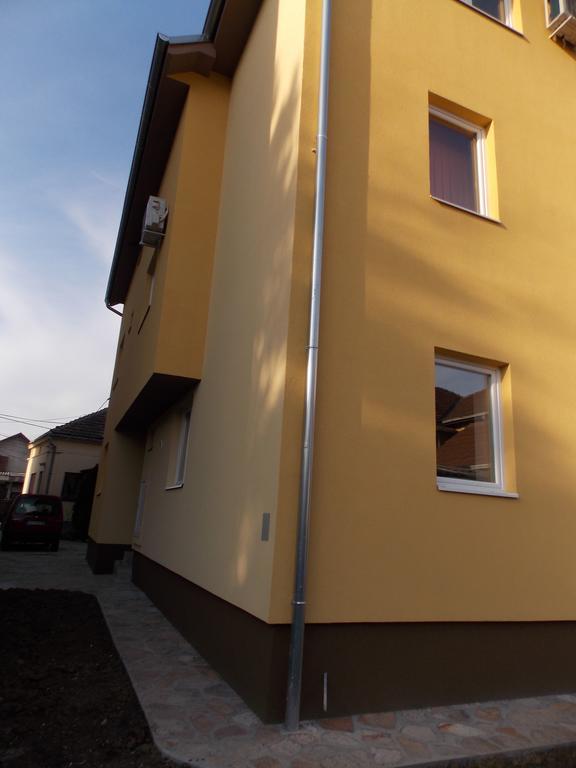 Kety Apartments Kragujevac Exterior foto